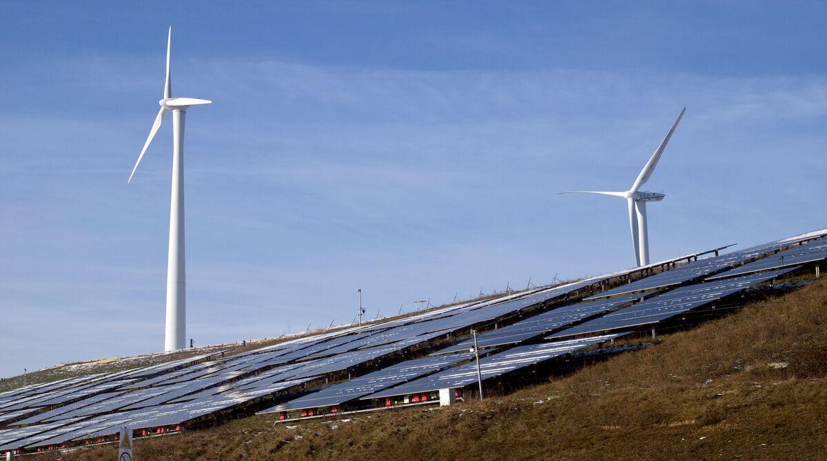 Should Clean Energy Replace Traditional Power Plants?