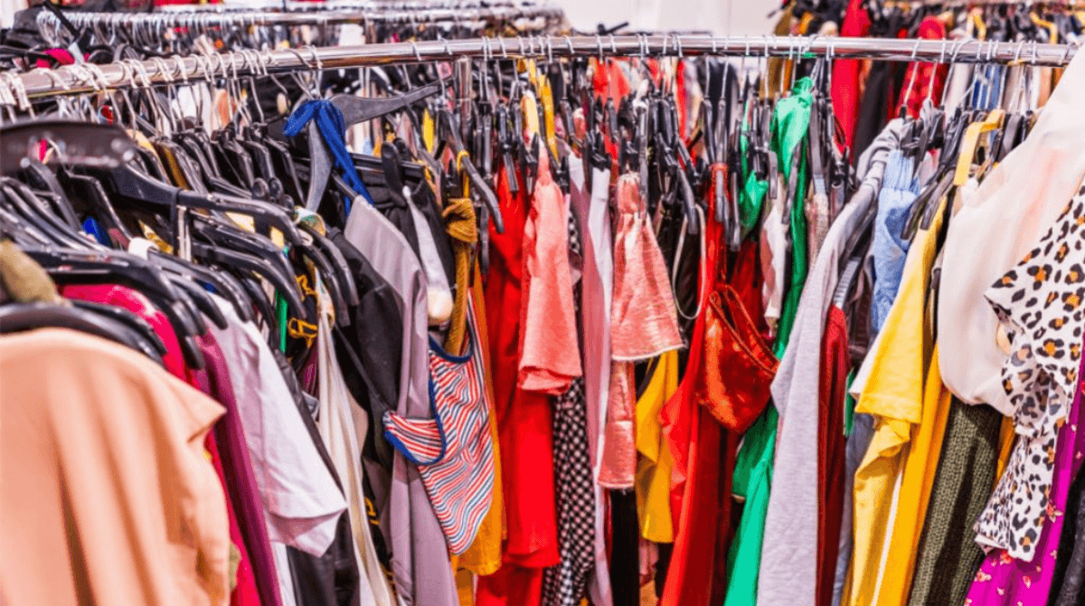  Should fast fashion be heavily taxed to reduce overconsumption?