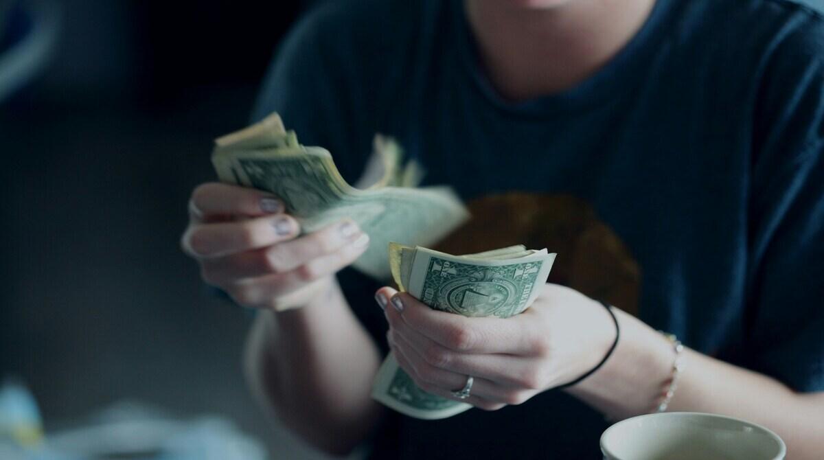 Should There Be a Universal Basic Income?