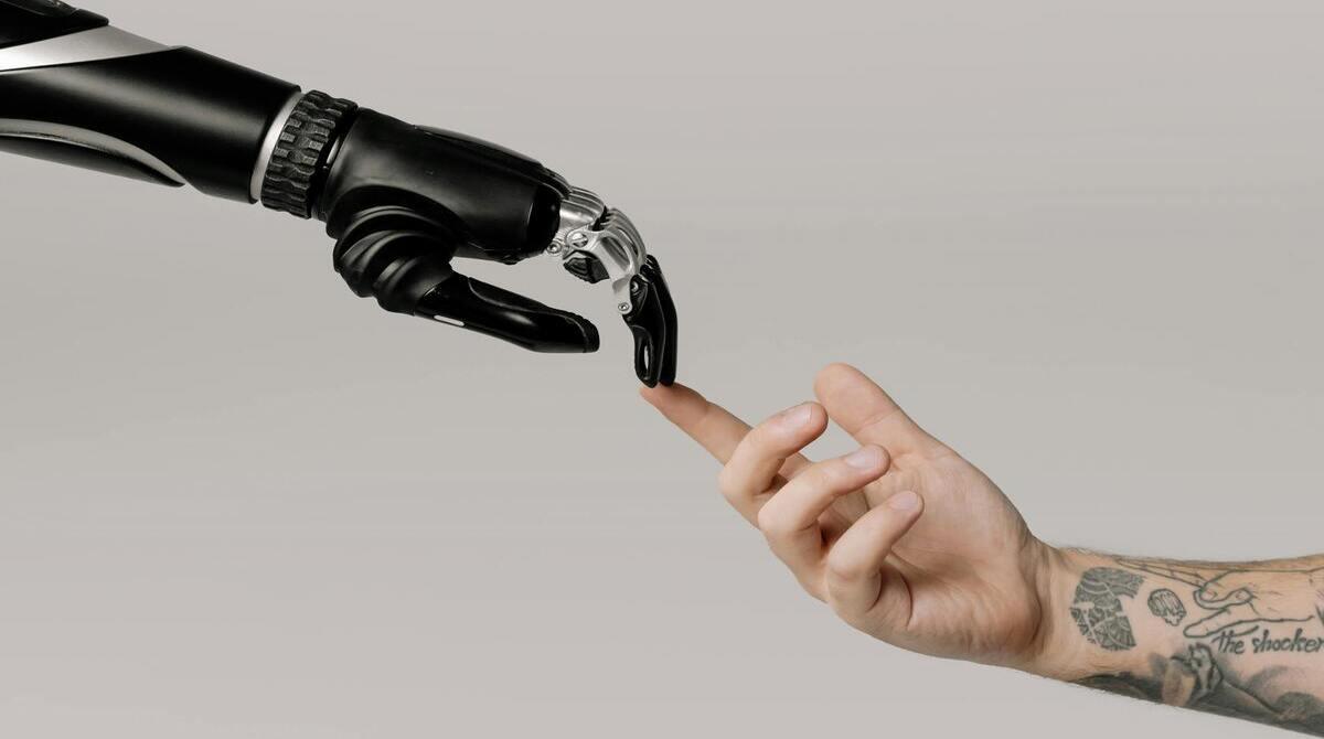 Should Artificial Intelligence Be Banned In All Debate Activities?